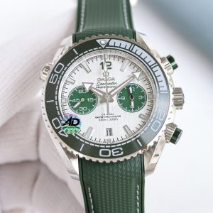 Alternative view of Tvs Production, Omega Seamaster Cosmograph 600M Men's New Chronograph, Model 215.32.46.51.01.004 (45.5mm) Authentic one-to-one replica molded from the original, matching all functions and appearance of the genuine piece (3-position chronograph minute hand, dual-zero reset for both hands, 6-position chronograph,9 o'clock small seconds). Details: 1. Stainless steel case, gray dial, luminous hour markers and hands, dual sub-dials chronograph, date display, gray ceramic unidirectional rotating chronograph bezel, paired with gray sports bracelet and folding clasp. 2. Powered by the new 9900 automatic chronograph movement, featuring Omega's unique black balance wheel with Dual T shock resistance.Synchronized with the original, featuring an ultra-long 72-hour power reserve. All chronograph functions replicate the original's performance. 3: The steel bracelet utilizes 316L stainless steel with CNC polishing. Complex craftsmanship, meticulously crafted. Dedicated to watch enthusiasts everywhere. A perfect replica: A classic forged by time ~ A tribute to the ocean. ｛TVS Pioneer Creation - Undoubtedly a masterpiece｝